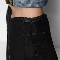 Grosses soldes ✔️ Chaussures UB8323 Noir de Classic Series 🔔 -Classic Series Soldes classic series 348838 UB8323 1 NOIR 20221123T152709 03