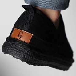 Grosses soldes ✔️ Chaussures UB8323 Noir de Classic Series 🔔 -Classic Series Soldes classic series 348838 UB8323 1 NOIR 20221123T152710 04