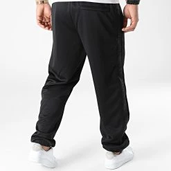 Tout neuf 😀 Pantalon Jogging A Bandes SP078 Noir de Classic Series 🔥 -Classic Series Soldes south pole 288446 SP078 BLACK 20220218T143335 04