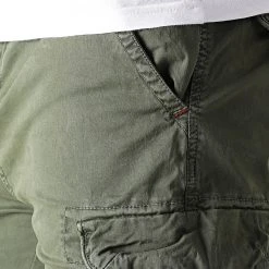 Promo 🌟 Short Cargo XX160038 Vert Kaki de Classic Series 💯 -Classic Series Soldes terance kole 260660 XX160038 3 20210412T144909 03